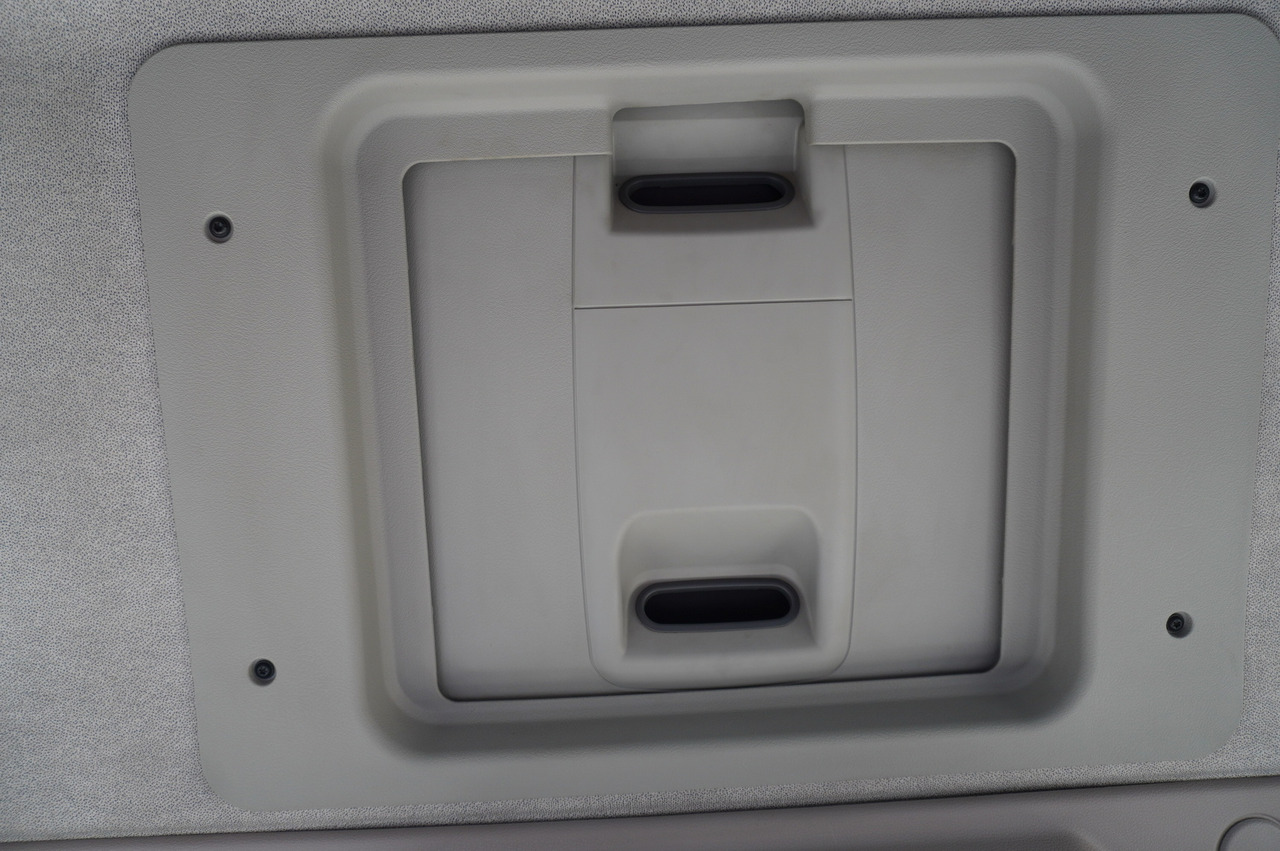 DAF LF 18.310 E6 / Skip loader Fornal NKR 130V / HDS HMF 735 K2 / Manual gearbox — crédit-bail DAF LF 18.310 E6 / Skip loader Fornal NKR 130V / HDS HMF 735 K2 / Manual gearbox: photos 27