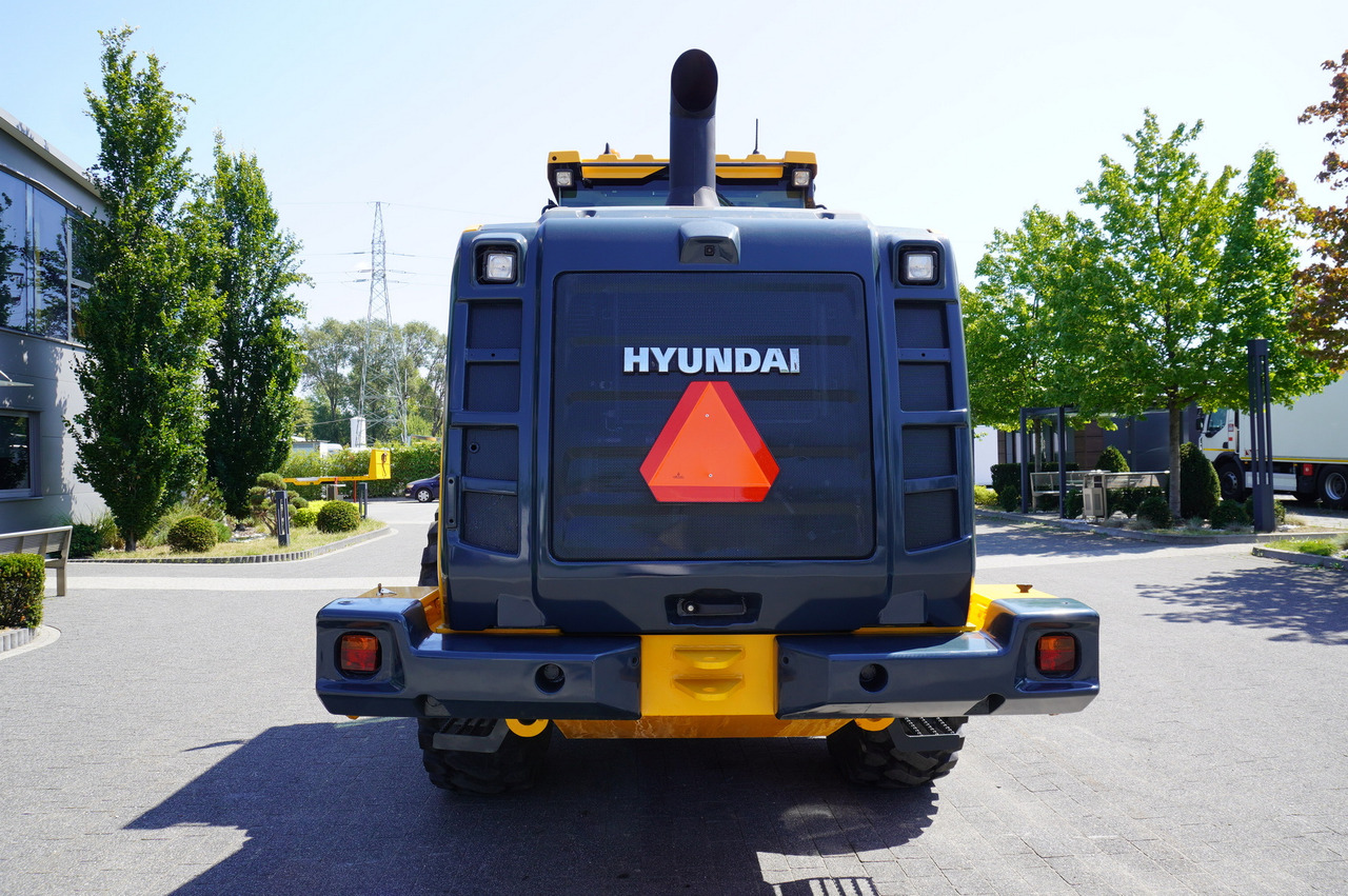 Chargeuse sur pneus HYUNDAI HL940A articulated loader / year 2021 / weight 13.5t year of production 2021: photos 8