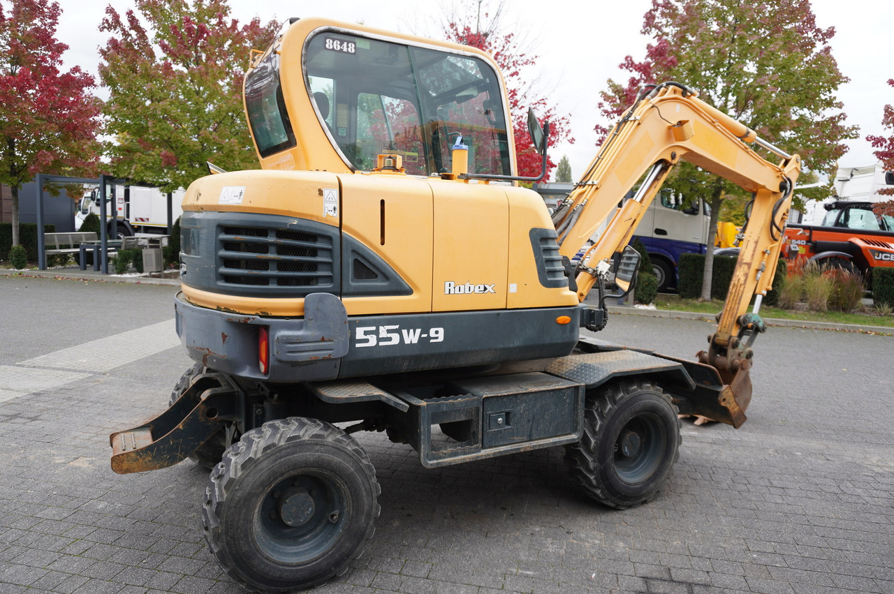 Pelle sur pneus Hyundai Robex 55W-9 Wheeled Excavator 5.5t / 2 units: photos 10 Pelle sur pneus Hyundai Robex 55W-9 Wheeled Excavator 5.5t / 2 units: photos 10