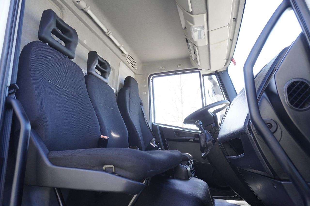 Camion fourgon IVECO 120-190 / 160 thousand km !!! / Box 18 EPAL / Dhollandia lift 1500 kg: photos 19