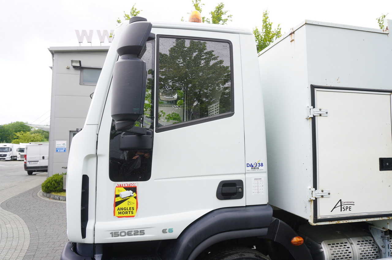 Camion plateau IVECO Eurocargo 150 E25 / 90 tho. km !!! / Tow truck: photos 18 Camion plateau IVECO Eurocargo 150 E25 / 90 tho. km !!! / Tow truck: photos 18