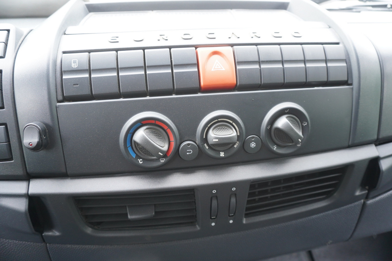 Camion plateau IVECO Eurocargo 150 E25 / 90 tho. km !!! / Tow truck: photos 21 Camion plateau IVECO Eurocargo 150 E25 / 90 tho. km !!! / Tow truck: photos 21