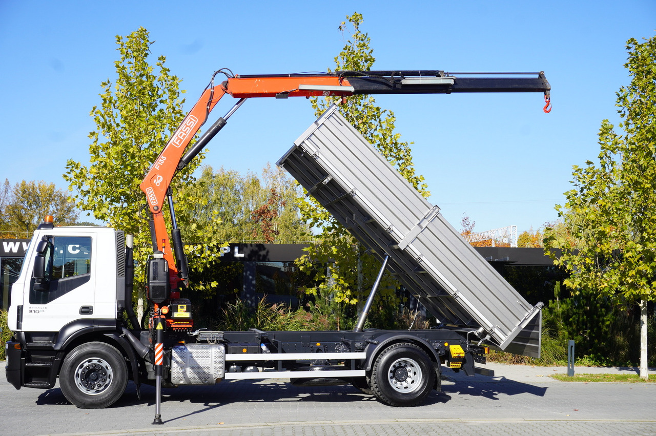 IVECO Stralis 310 E6 / NEW 3-sided tipper / Fassi F135 crane with remote control - Camion grue: photos 4 IVECO Stralis 310 E6 / NEW 3-sided tipper / Fassi F135 crane with remote control - Camion grue: photos 4