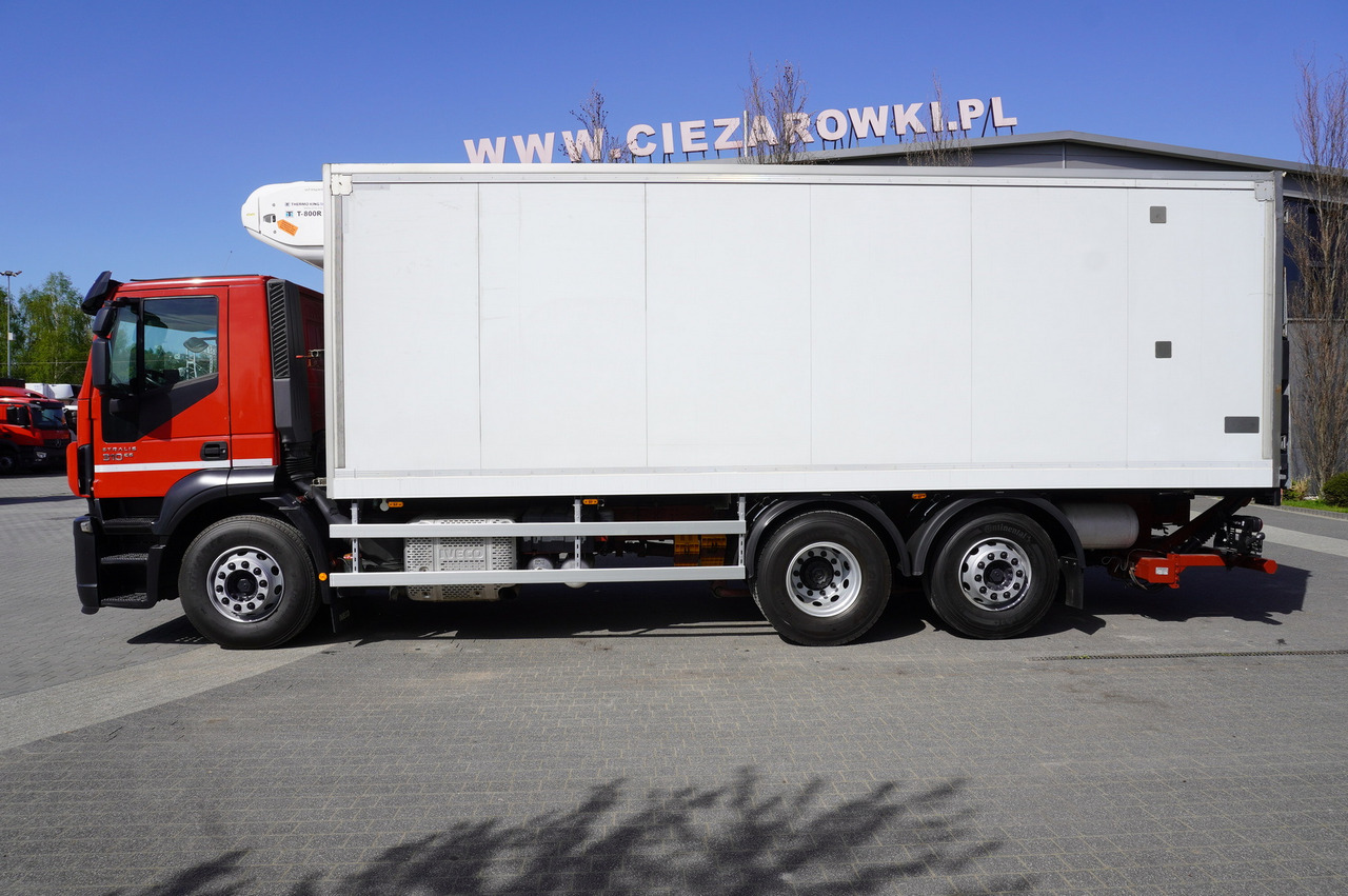Iveco Stralis 310 6×2 E6 Refrigerator/ ATP/FRC / 18 pallets / Tail lift - Camion frigorifique: photos 2 Iveco Stralis 310 6×2 E6 Refrigerator/ ATP/FRC / 18 pallets / Tail lift - Camion frigorifique: photos 2