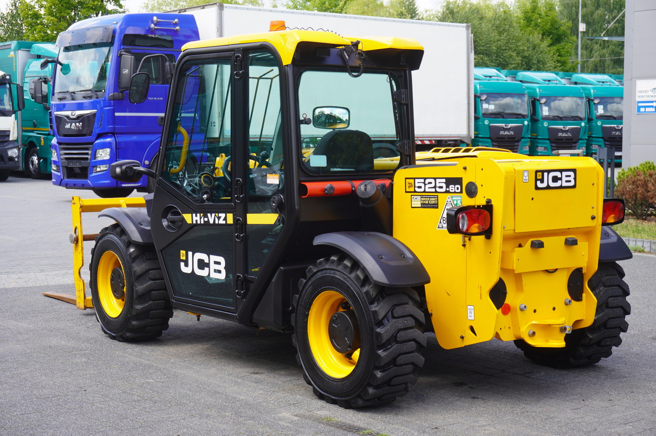 JCB 525-60T5 / 2022 / 860 MTH! / 2.5 T / Reach 6 m / joystick - Chariot télescopique: photos 4 JCB 525-60T5 / 2022 / 860 MTH! / 2.5 T / Reach 6 m / joystick - Chariot télescopique: photos 4