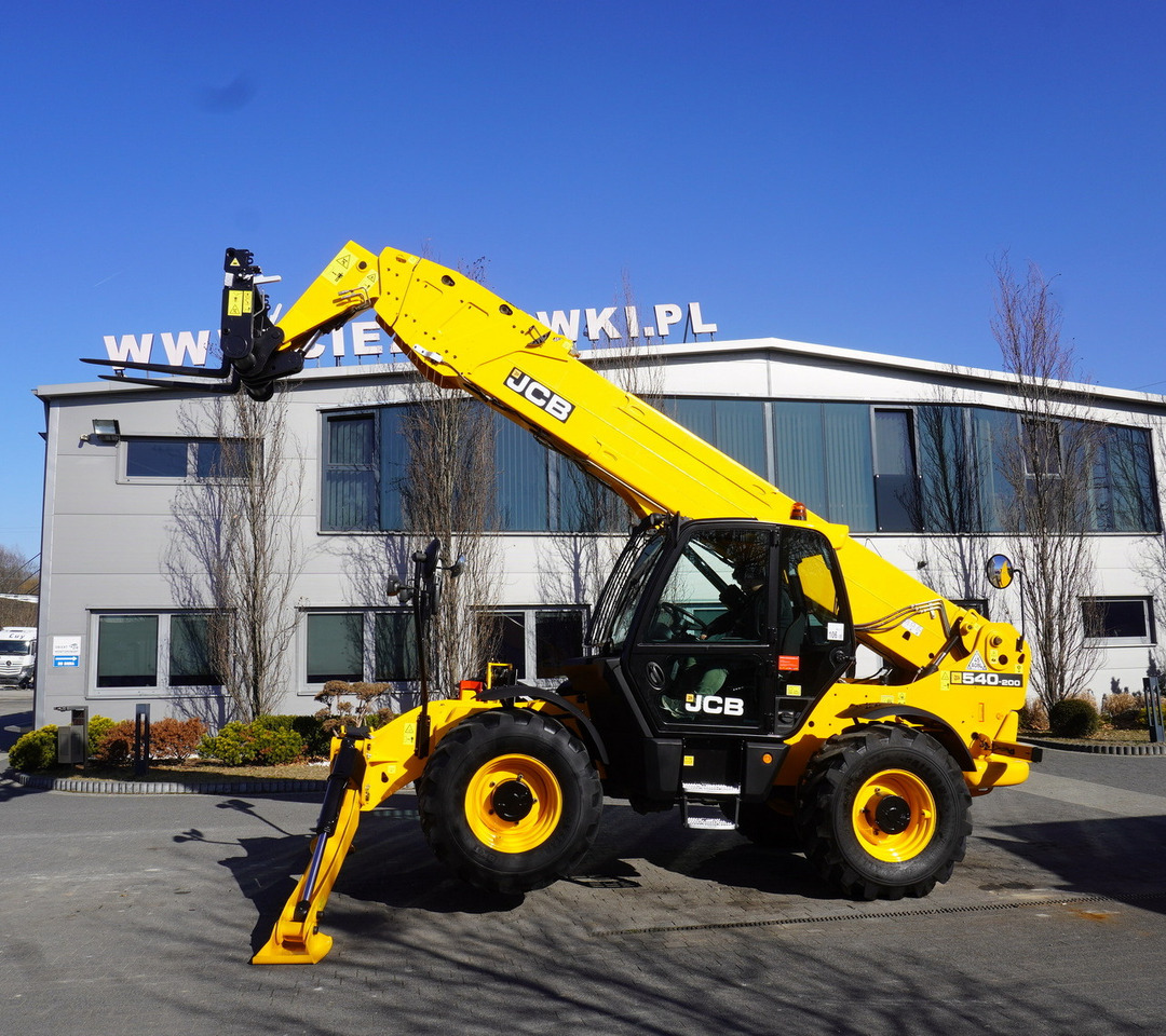JCB 540-200 Telescopic Loader / 20m / joystick - Chargeuse sur pneus télescopique: photos 1 JCB 540-200 Telescopic Loader / 20m / joystick - Chargeuse sur pneus télescopique: photos 1