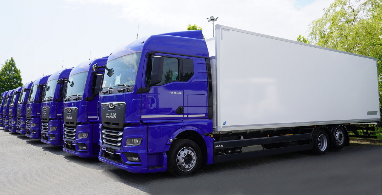 MAN New MAN TGX 26.400 / NEW IGLOOCAR refrigerator 23 pallets / 6×2 / 2024 / 10 units - Camion frigorifique: photos 4 MAN New MAN TGX 26.400 / NEW IGLOOCAR refrigerator 23 pallets / 6×2 / 2024 / 10 units - Camion frigorifique: photos 4