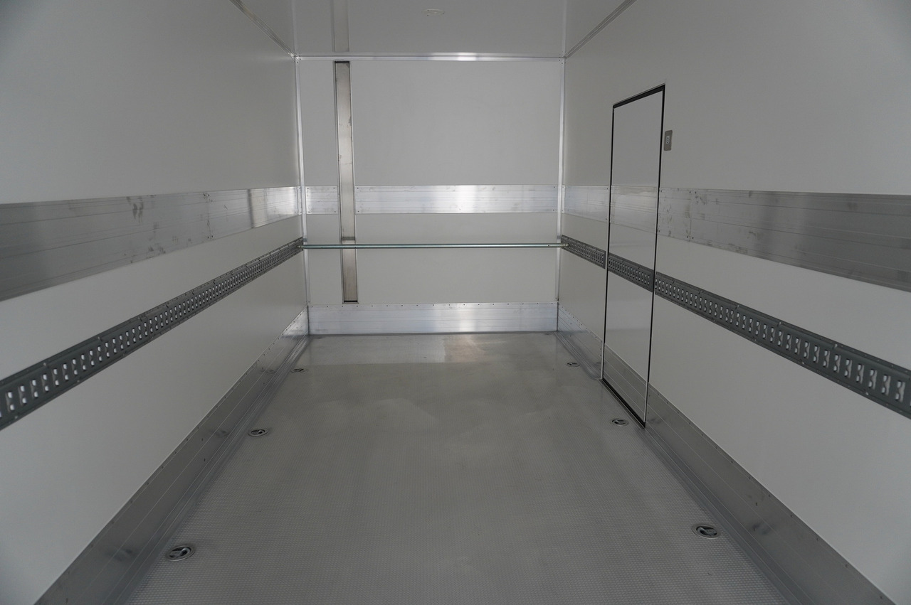 Camion frigorifique neuf MAN New TGX 26.400 / NEW IGLOOCAR refrigerator 20 pallets / 6×2 / 2024 / 2 units: photos 9