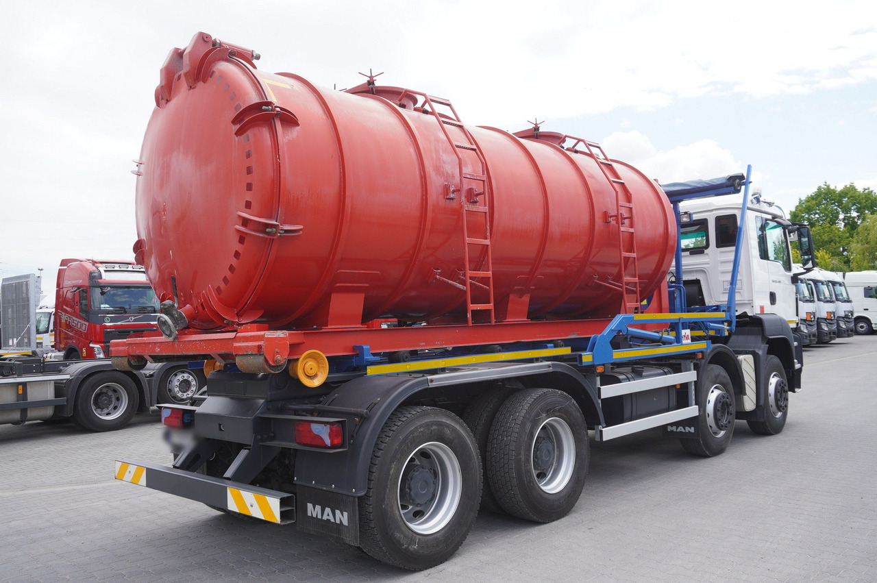 Tonne à lisier MAN TGS 35.400 8 × 4 E5 / HYVA HOOK LIFT 32.56 SE / Septic barrel 13000 L: photos 6