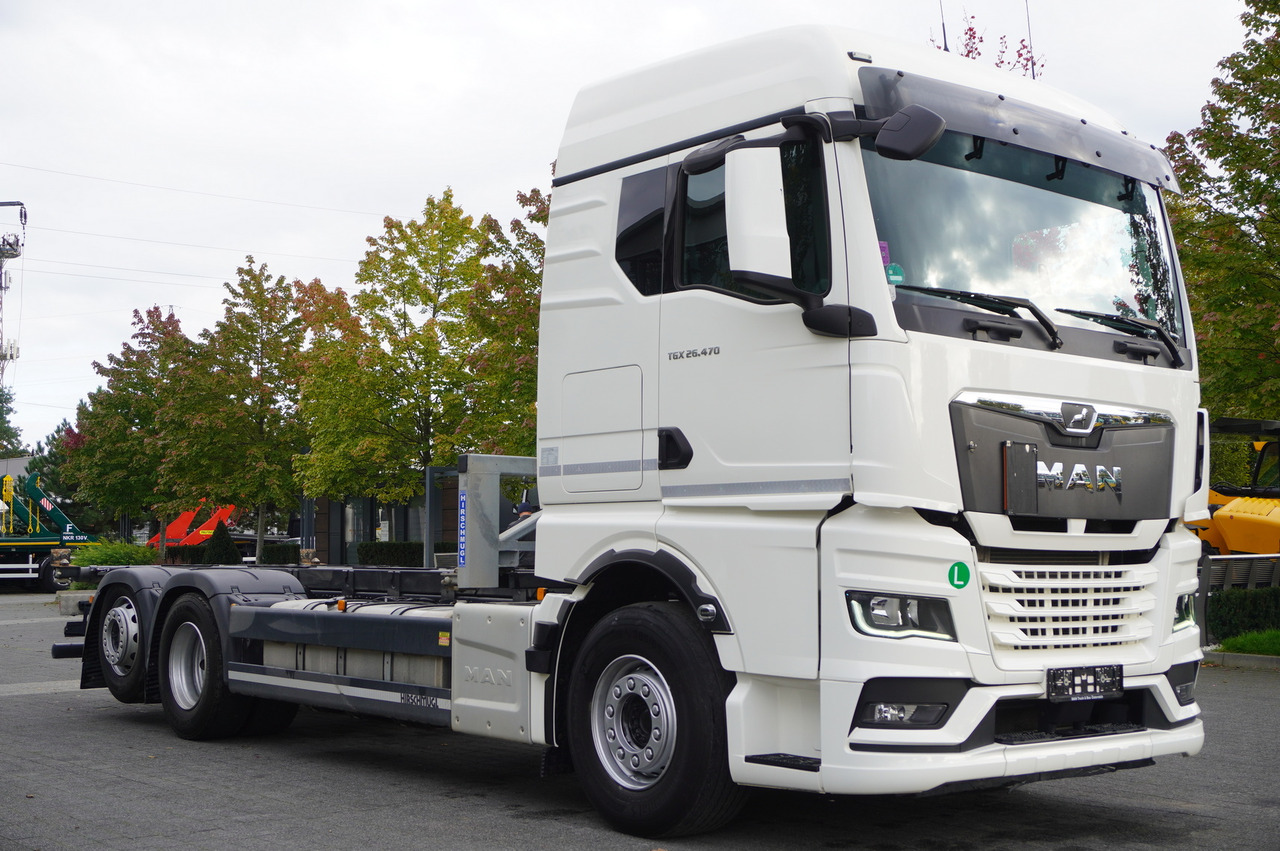 MAN TGX 26.470 6x2 COINTAINERKIPPER HYVA HIRMSCHLING / 200 tho. km! - Camion benne: photos 4 MAN TGX 26.470 6x2 COINTAINERKIPPER HYVA HIRMSCHLING / 200 tho. km! - Camion benne: photos 4