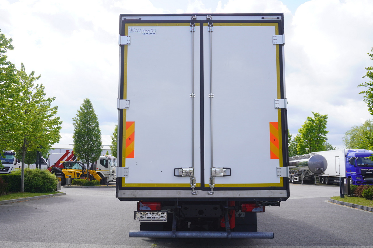 MAN TGX 26.470 / Krone refrigerator bitemperature doppelstock 20 EPAL / Carrier Supra 1250 MT - Camion frigorifique: photos 3 MAN TGX 26.470 / Krone refrigerator bitemperature doppelstock 20 EPAL / Carrier Supra 1250 MT - Camion frigorifique: photos 3