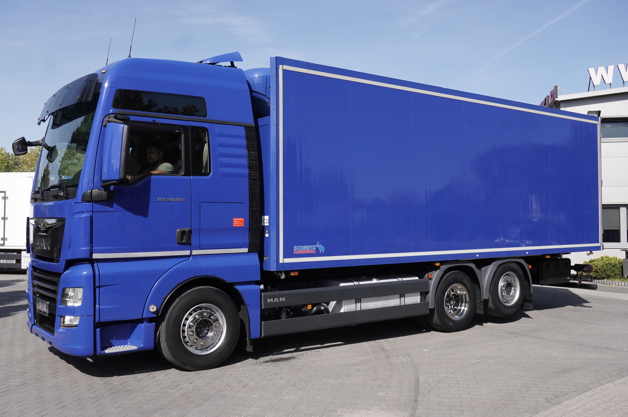 MAN TGX 26.500 E6 XXL / Schmitz 19 pallets / Thermoking / steering axle - Camion frigorifique: photos 2 MAN TGX 26.500 E6 XXL / Schmitz 19 pallets / Thermoking / steering axle - Camion frigorifique: photos 2