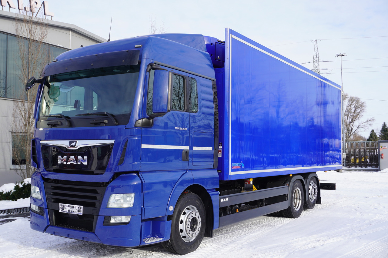 MAN TGX 26.510 6×2 E6 2021 / ATP/FRC / Schmitz FLOWER refrigerator 19 pallets / steering axle / 2 units - Camion frigorifique: photos 3 MAN TGX 26.510 6×2 E6 2021 / ATP/FRC / Schmitz FLOWER refrigerator 19 pallets / steering axle / 2 units - Camion frigorifique: photos 3