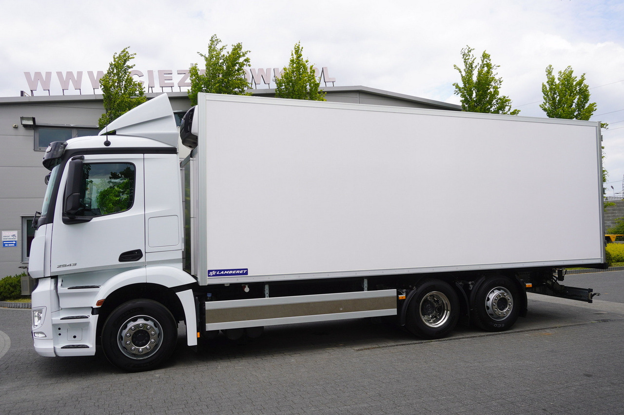 Camion frigorifique MERCEDES-BENZ 2543 / NEW Lamberet refrigerator/ 160 tho. km / steered 3rd axle: photos 8