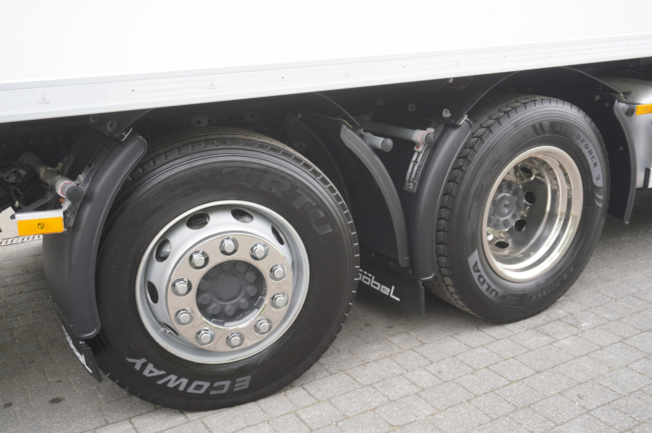 Camion frigorifique MERCEDES-BENZ 2543 / NEW Lamberet refrigerator/ 160 tho. km / steered 3rd axle: photos 16