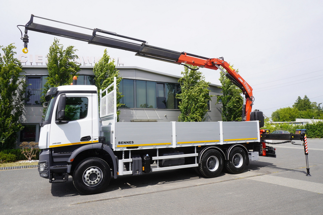 MERCEDES-BENZ AROCS 2636 Flatbed / HDS FASSI F175 7.7 T / 150,000 km - Camion grue: photos 4 MERCEDES-BENZ AROCS 2636 Flatbed / HDS FASSI F175 7.7 T / 150,000 km - Camion grue: photos 4