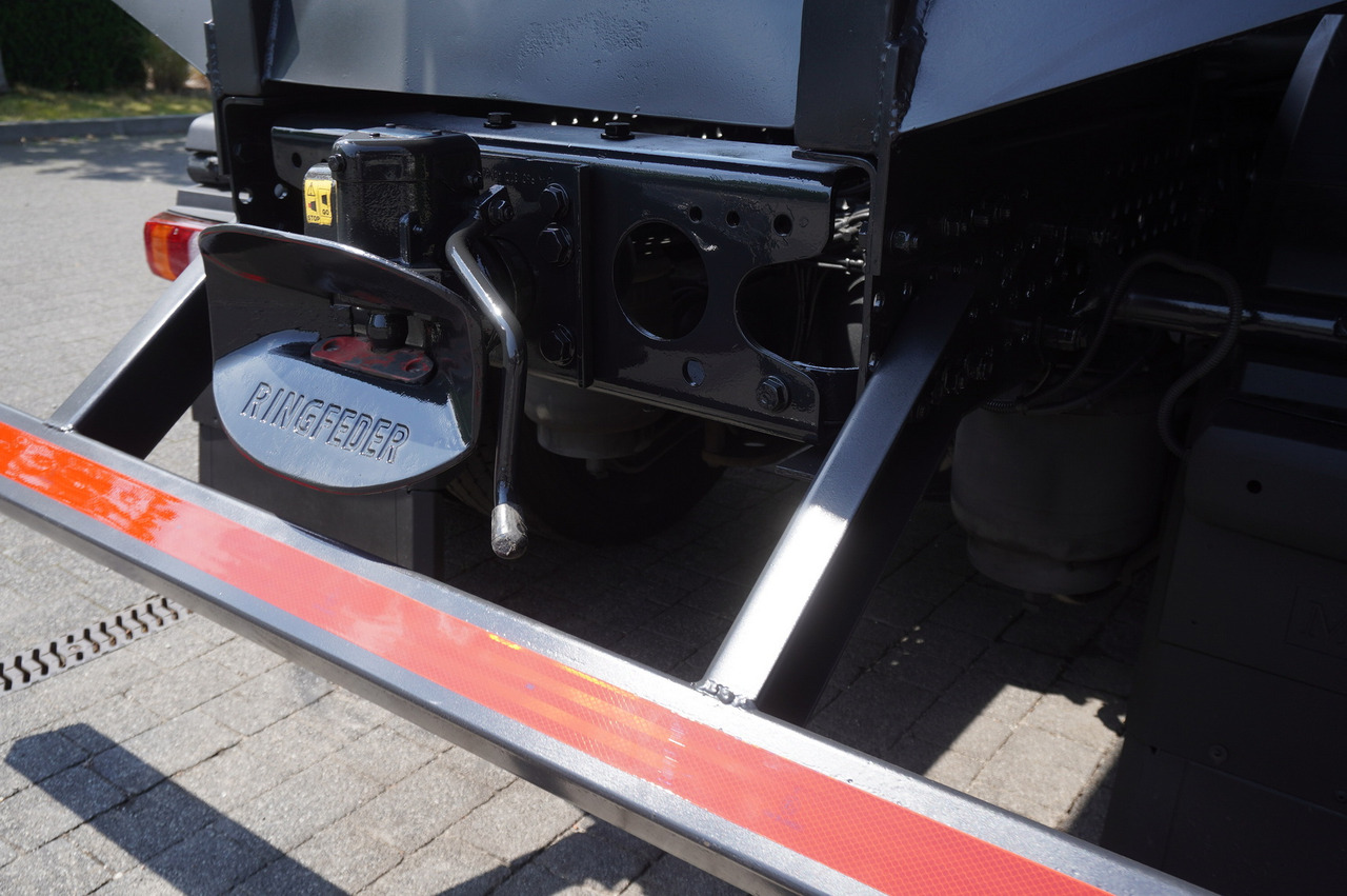 MERCEDES-BENZ Actros 1840 / New 3-side tipper 10 EPAL / Diff. lock / Load cap 10 t - Camion benne: photos 4 MERCEDES-BENZ Actros 1840 / New 3-side tipper 10 EPAL / Diff. lock / Load cap 10 t - Camion benne: photos 4