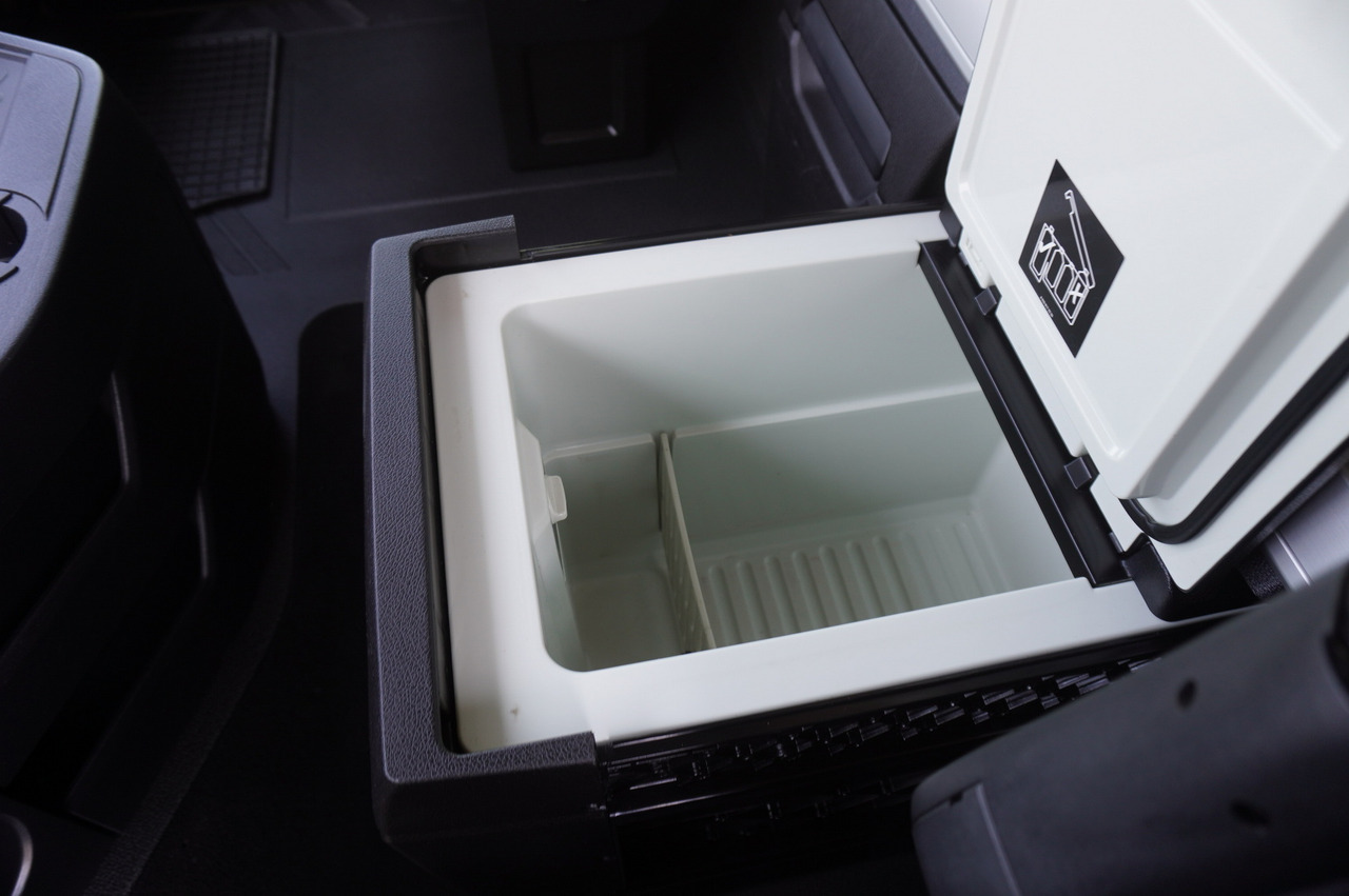 MERCEDES-BENZ Actros 2545 / 2021 / Hagemann refrigerator Multitemperature — crédit-bail MERCEDES-BENZ Actros 2545 / 2021 / Hagemann refrigerator Multitemperature: photos 25 MERCEDES-BENZ Actros 2545 / 2021 / Hagemann refrigerator Multitemperature — crédit-bail MERCEDES-BENZ Actros 2545 / 2021 / Hagemann refrigerator Multitemperature: photos 25