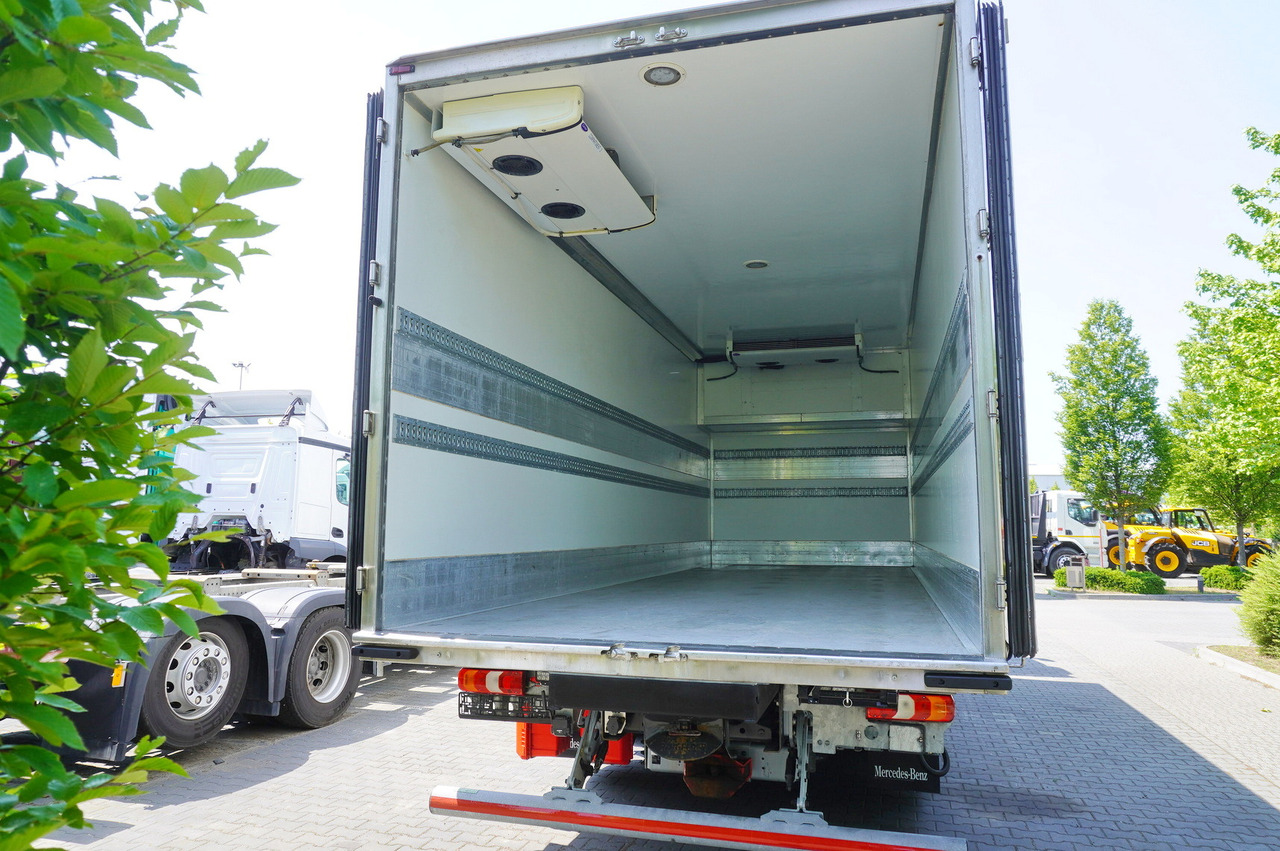 MERCEDES-BENZ Actros 2545 / 2021 / Hagemann refrigerator Multitemperature - Camion frigorifique: photos 3 MERCEDES-BENZ Actros 2545 / 2021 / Hagemann refrigerator Multitemperature - Camion frigorifique: photos 3