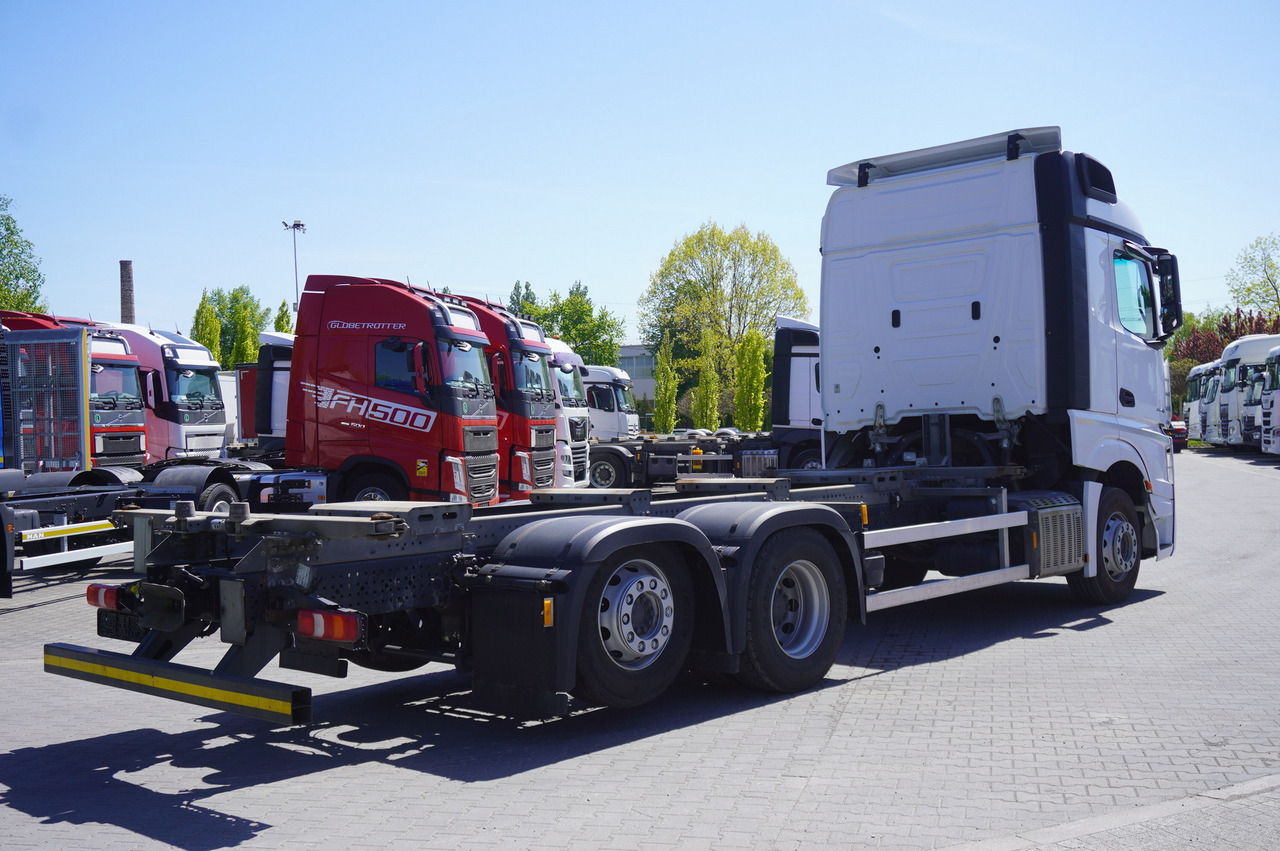 MERCEDES-BENZ Actros 2545 6×2 MP5 / Full ADR / BDF - Camion porte-conteneur/ Caisse mobile: photos 5 MERCEDES-BENZ Actros 2545 6×2 MP5 / Full ADR / BDF - Camion porte-conteneur/ Caisse mobile: photos 5