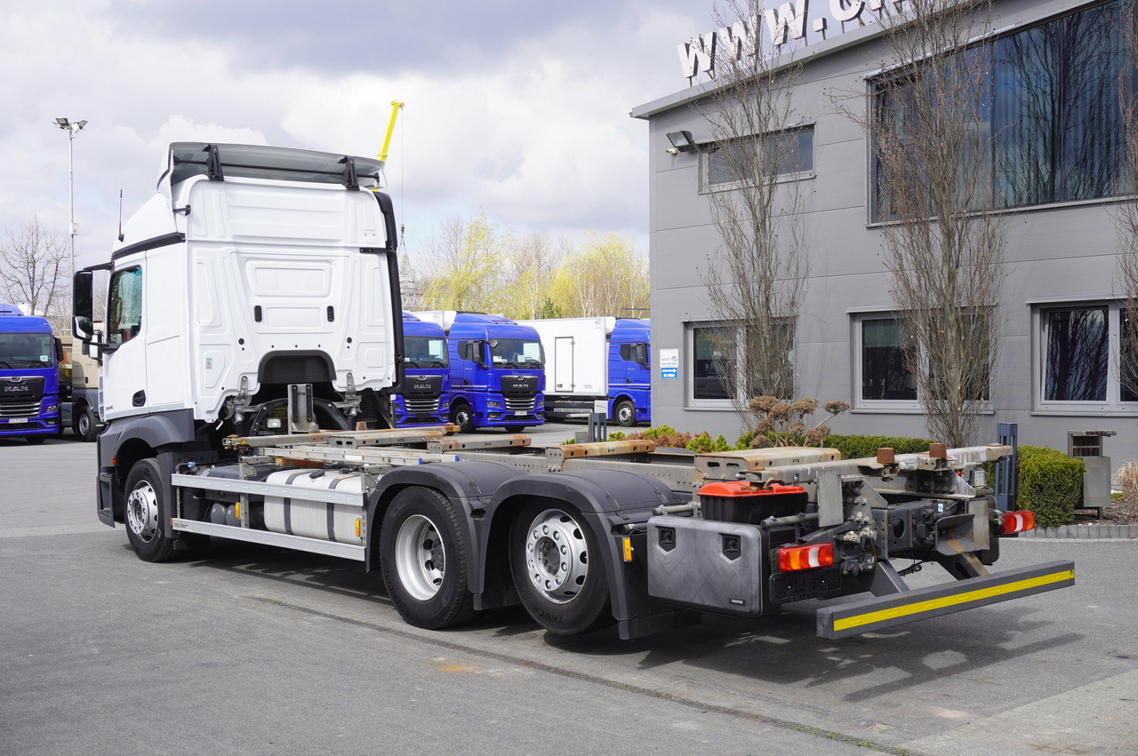 MERCEDES-BENZ Actros 2545 6x2 MP5 / Full ADR / BDF - Camion porte-conteneur/ Caisse mobile: photos 3 MERCEDES-BENZ Actros 2545 6x2 MP5 / Full ADR / BDF - Camion porte-conteneur/ Caisse mobile: photos 3