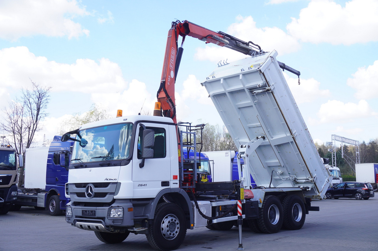 MERCEDES-BENZ Actros 2641 6×4 E5 / Crane / Dumper / 110000 km! - Grue mobile: photos 2 MERCEDES-BENZ Actros 2641 6×4 E5 / Crane / Dumper / 110000 km! - Grue mobile: photos 2