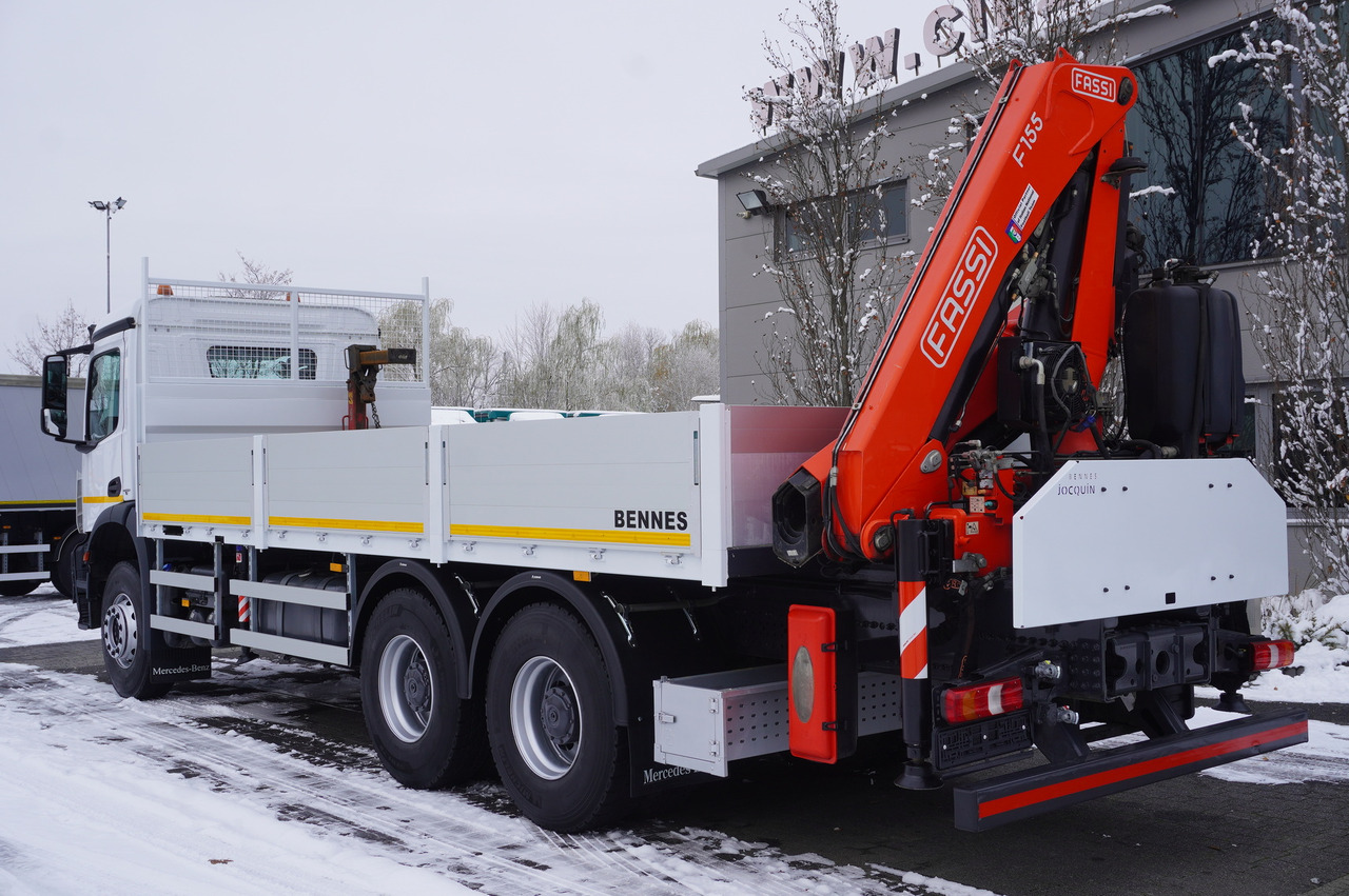 MERCEDES-BENZ Arocs 2633 flatbed truck / Crane FASSI F155A.0.23 / REMOTE CONTROL / 230,000 km - Camion grue: photos 3 MERCEDES-BENZ Arocs 2633 flatbed truck / Crane FASSI F155A.0.23 / REMOTE CONTROL / 230,000 km - Camion grue: photos 3