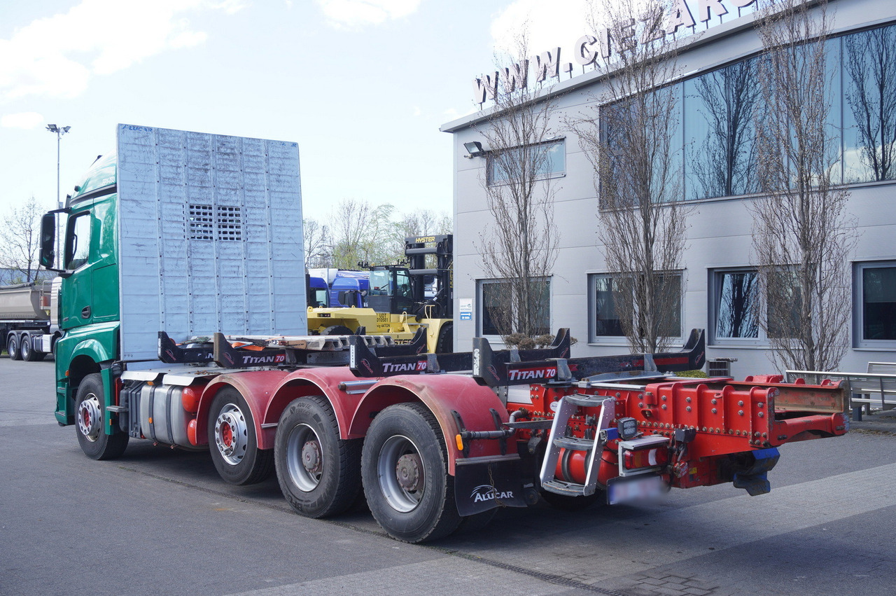 Mercedes-Benz Arocs 3563 8 × 4 / 630 HP / steered axle / Logging superstructure - Camion grue: photos 5 Mercedes-Benz Arocs 3563 8 × 4 / 630 HP / steered axle / Logging superstructure - Camion grue: photos 5
