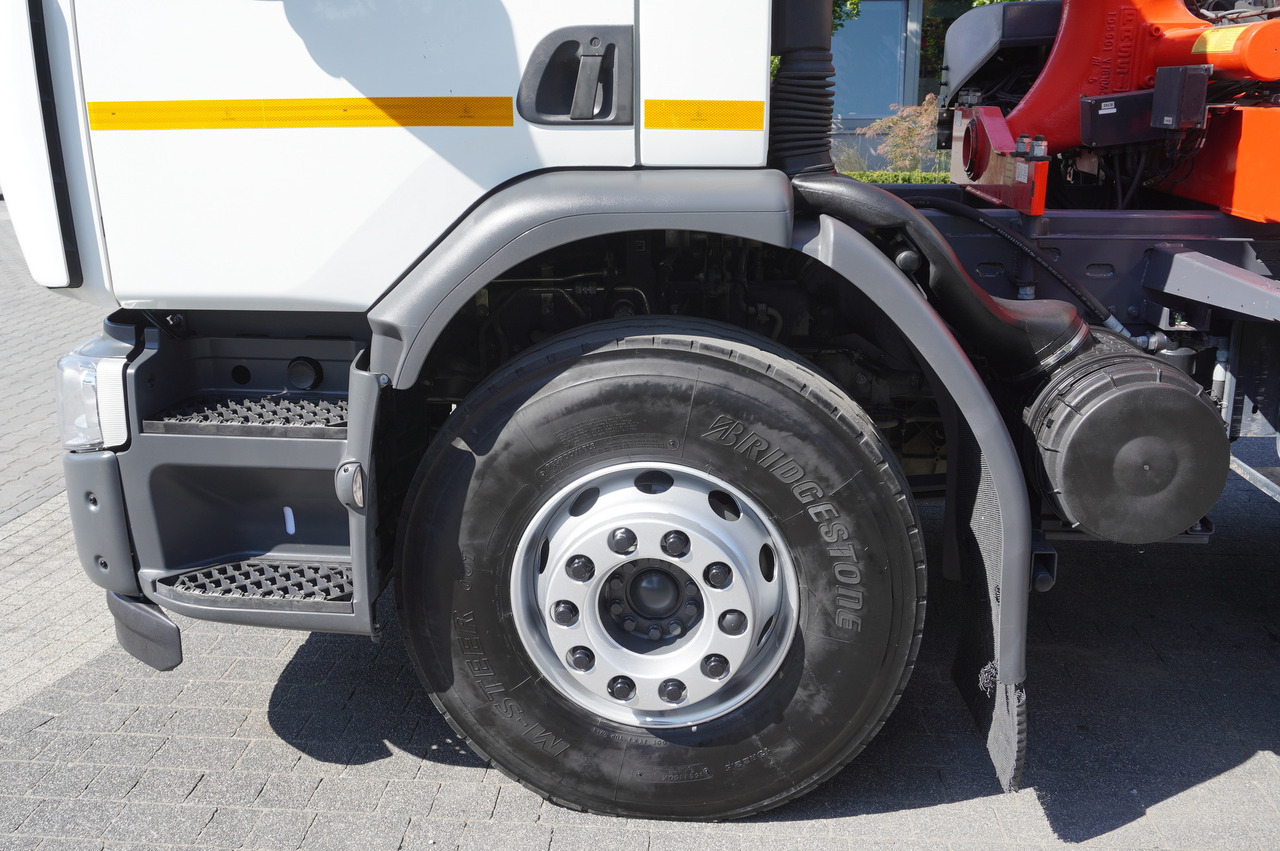 RENAULT C280 DTI 8 / FASSI crane 5.6 T / range 8 m / Flatbed 15 EPAL — crédit-bail RENAULT C280 DTI 8 / FASSI crane 5.6 T / range 8 m / Flatbed 15 EPAL: photos 18