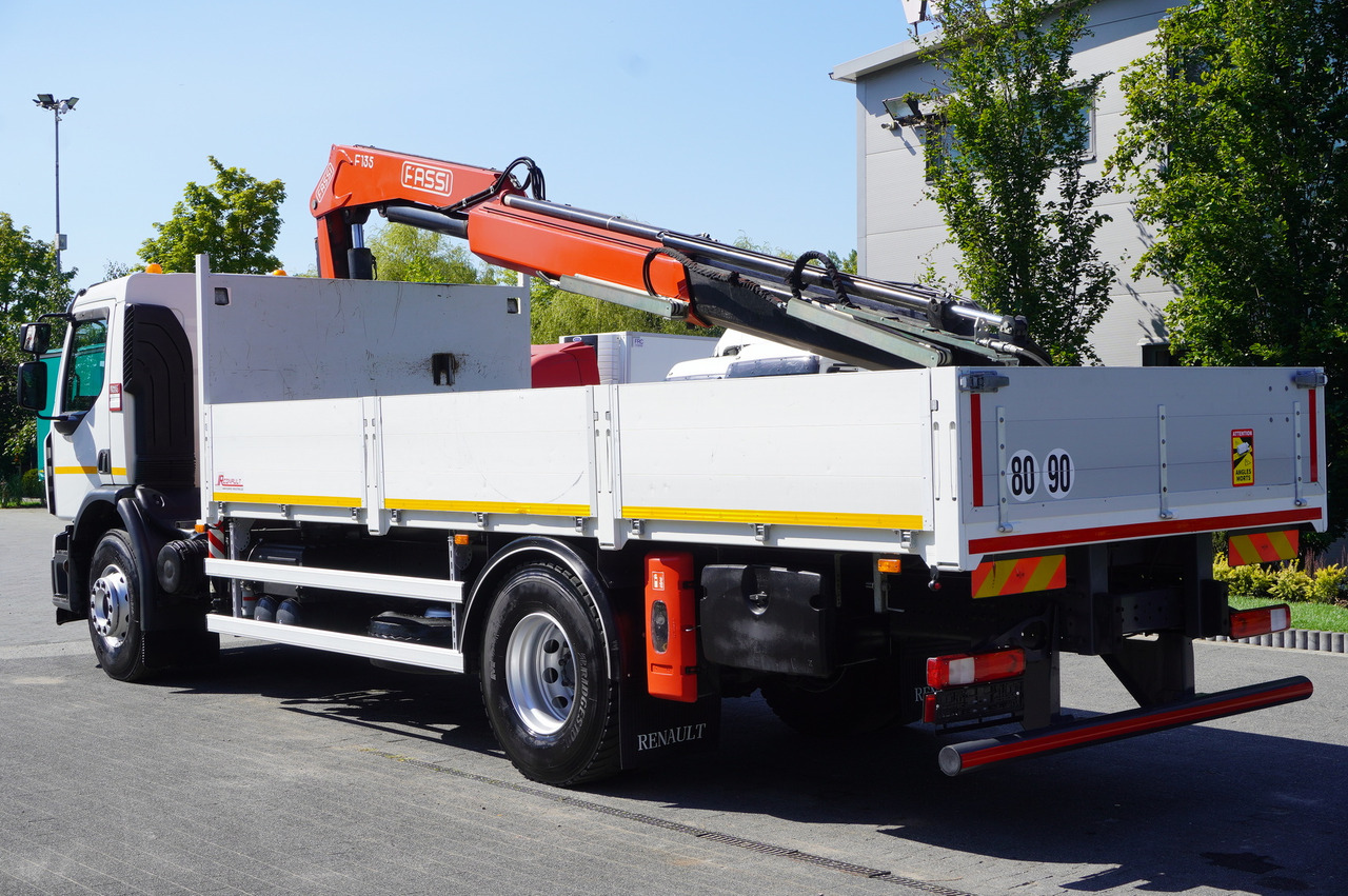 RENAULT C280 DTI 8 / FASSI crane 5.6 T / range 8 m / Flatbed 15 EPAL - Camion plateau, Camion grue: photos 2 RENAULT C280 DTI 8 / FASSI crane 5.6 T / range 8 m / Flatbed 15 EPAL - Camion plateau, Camion grue: photos 2