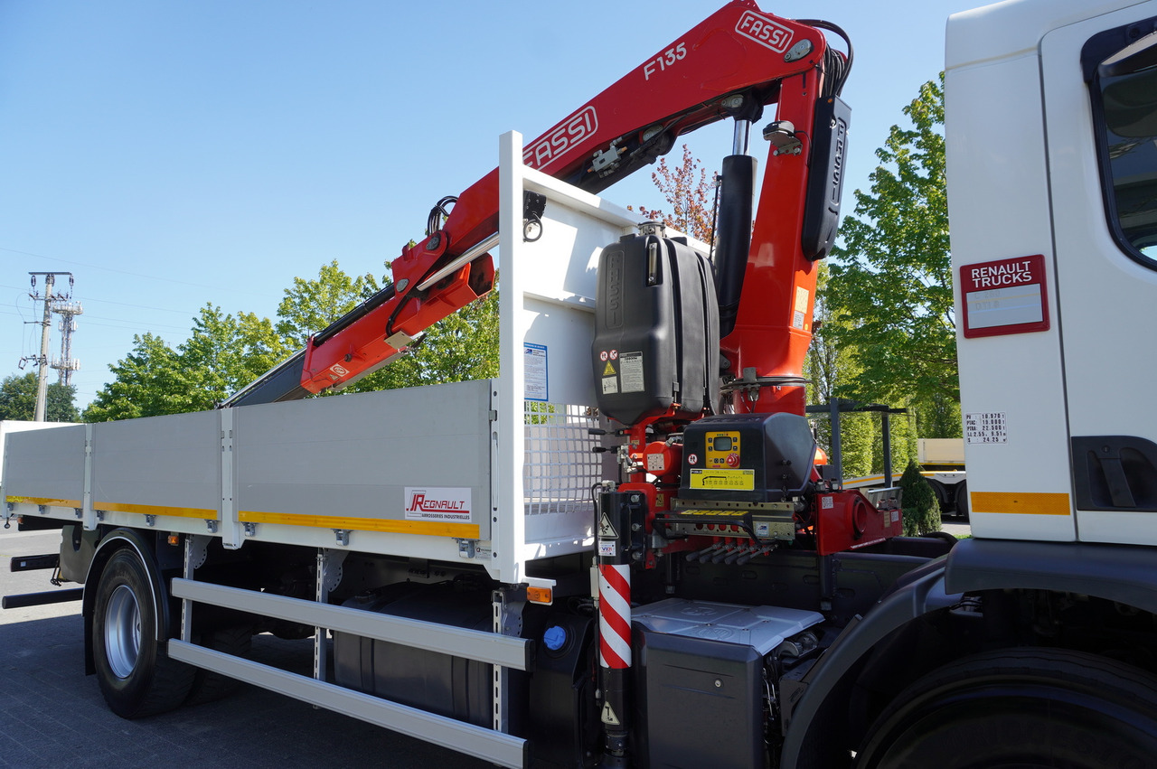 RENAULT C280 DTI 8 / FASSI crane 5.6 T / range 8 m / Flatbed 15 EPAL — crédit-bail RENAULT C280 DTI 8 / FASSI crane 5.6 T / range 8 m / Flatbed 15 EPAL: photos 9