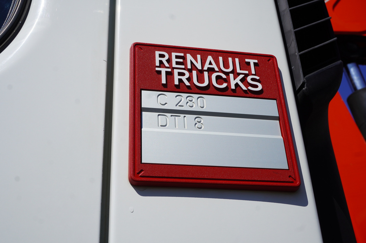 RENAULT C280 DTI 8 / FASSI crane 5.6 T / range 8 m / Flatbed 15 EPAL — crédit-bail RENAULT C280 DTI 8 / FASSI crane 5.6 T / range 8 m / Flatbed 15 EPAL: photos 17