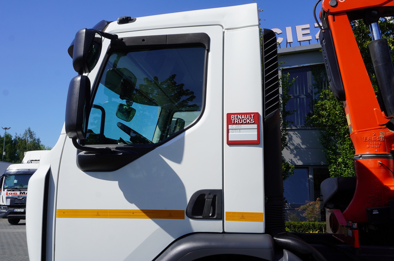 RENAULT C280 DTI 8 / FASSI crane 5.6 T / range 8 m / Flatbed 15 EPAL — crédit-bail RENAULT C280 DTI 8 / FASSI crane 5.6 T / range 8 m / Flatbed 15 EPAL: photos 19