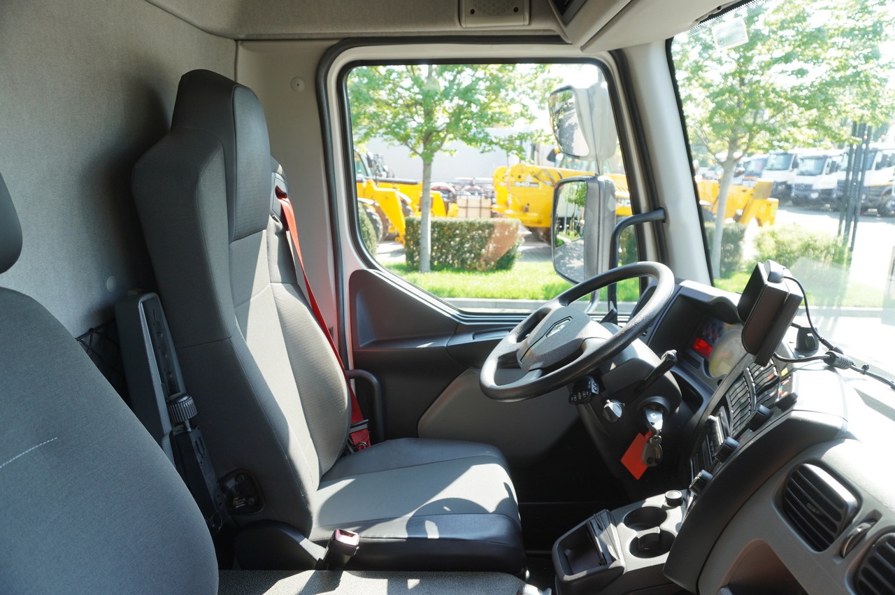 RENAULT D12 / New galvanized tow truck superstructure / 2025 / length 840 cm — crédit-bail RENAULT D12 / New galvanized tow truck superstructure / 2025 / length 840 cm: photos 28 RENAULT D12 / New galvanized tow truck superstructure / 2025 / length 840 cm — crédit-bail RENAULT D12 / New galvanized tow truck superstructure / 2025 / length 840 cm: photos 28