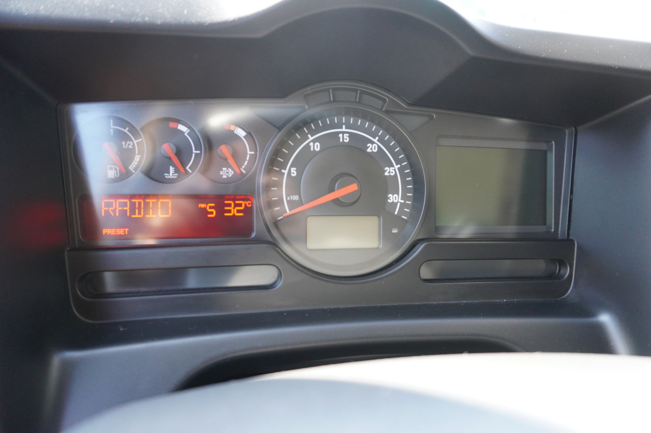 RENAULT D12 / New galvanized tow truck superstructure / 2025 / length 840 cm — crédit-bail RENAULT D12 / New galvanized tow truck superstructure / 2025 / length 840 cm: photos 27 RENAULT D12 / New galvanized tow truck superstructure / 2025 / length 840 cm — crédit-bail RENAULT D12 / New galvanized tow truck superstructure / 2025 / length 840 cm: photos 27