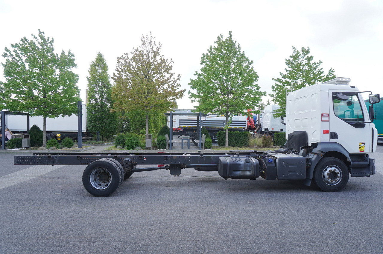 RENAULT D16 / frame 7.5 m / differential lock / 3 units - Châssis cabine: photos 5 RENAULT D16 / frame 7.5 m / differential lock / 3 units - Châssis cabine: photos 5