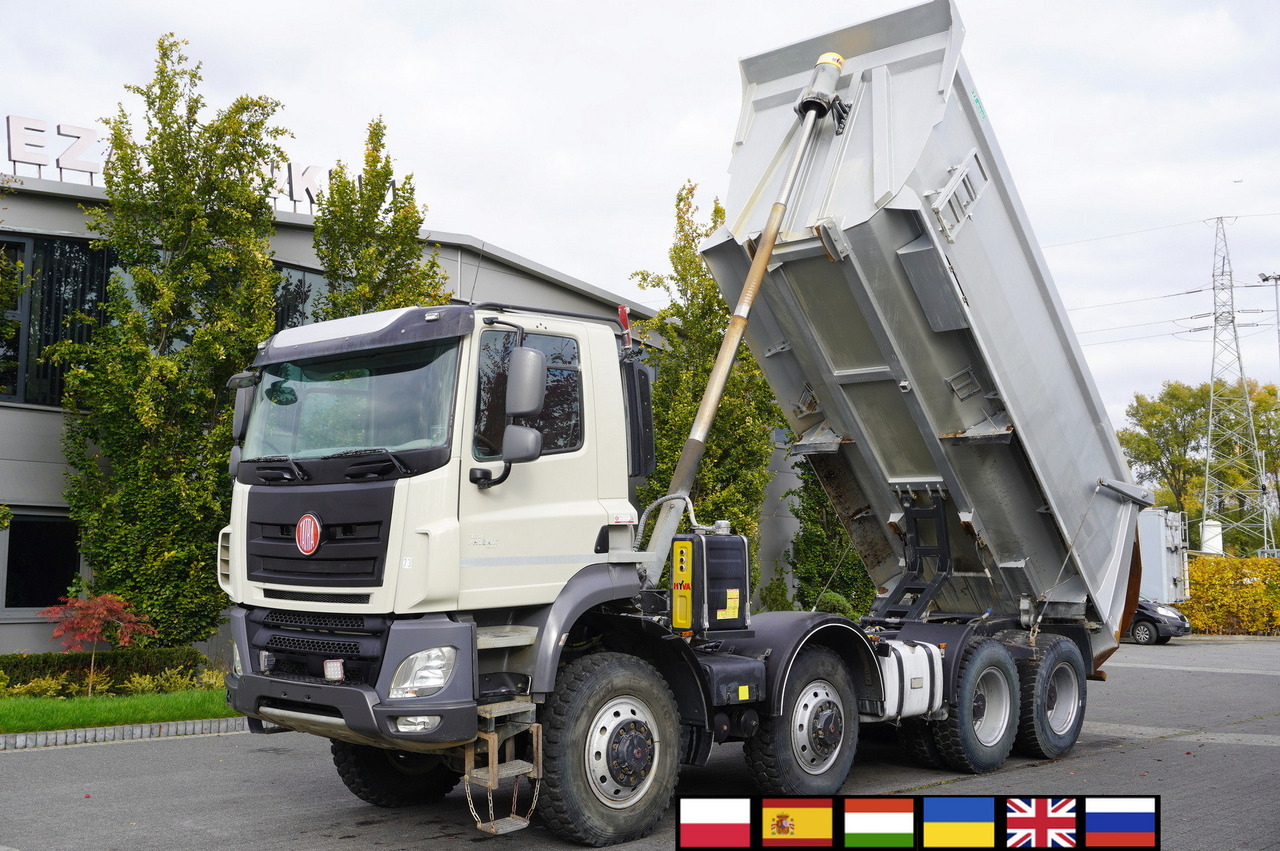 TATRA Phoenix 8x8 Twin-Steer Quad/A dump truck / 30 tho. km - Camion benne: photos 1 TATRA Phoenix 8x8 Twin-Steer Quad/A dump truck / 30 tho. km - Camion benne: photos 1