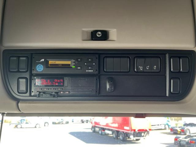 DAF XF 480 FT SSC Low Deck TraXon Intarder 2 x Tank - Tracteur routier: photos 5 DAF XF 480 FT SSC Low Deck TraXon Intarder 2 x Tank - Tracteur routier: photos 5