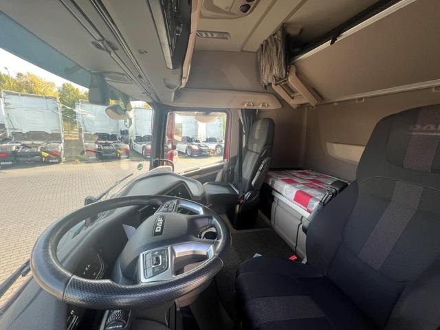 DAF XG 480 FT Low Deck Retarder Standklima 2xTank - Tracteur routier: photos 4 DAF XG 480 FT Low Deck Retarder Standklima 2xTank - Tracteur routier: photos 4