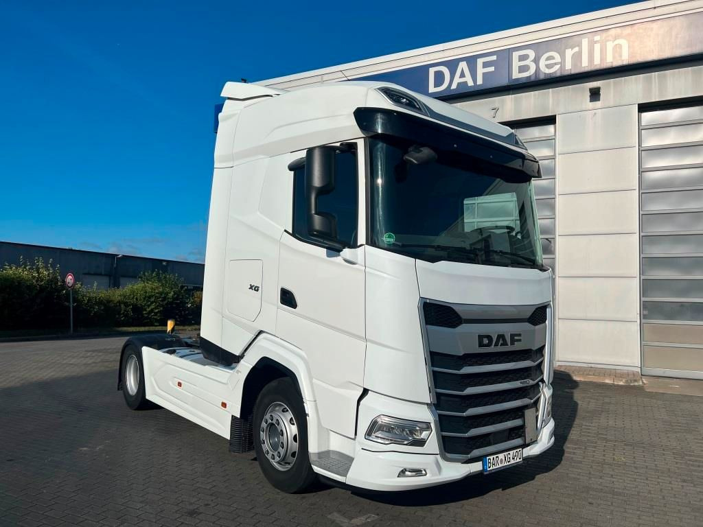 DAF XG 480 FT TraXon ZF-Intarder 2x Tank 1.195 Liter - Tracteur routier: photos 1 DAF XG 480 FT TraXon ZF-Intarder 2x Tank 1.195 Liter - Tracteur routier: photos 1