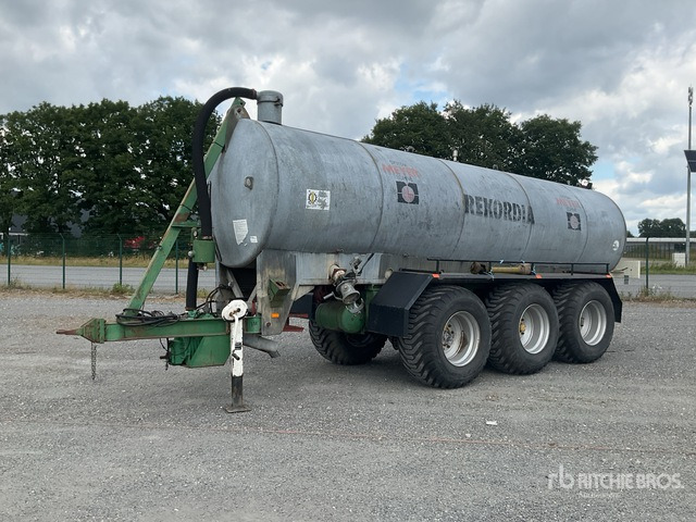 1987 Meyer-Lohne VW 18000 Tri/A Liquid Manure Spreader - Tonne à lisier: photos 1 1987 Meyer-Lohne VW 18000 Tri/A Liquid Manure Spreader - Tonne à lisier: photos 1