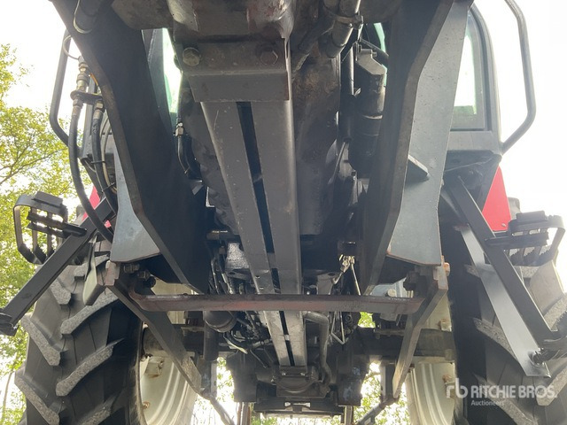 1997 Massey Ferguson 6150 4WD Tractor - Tracteur agricole: photos 5 1997 Massey Ferguson 6150 4WD Tractor - Tracteur agricole: photos 5