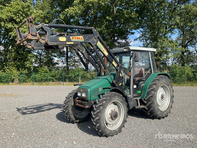 1998 Massey Ferguson 4225A 4WD Tractor - Tracteur agricole: photos 1 1998 Massey Ferguson 4225A 4WD Tractor - Tracteur agricole: photos 1