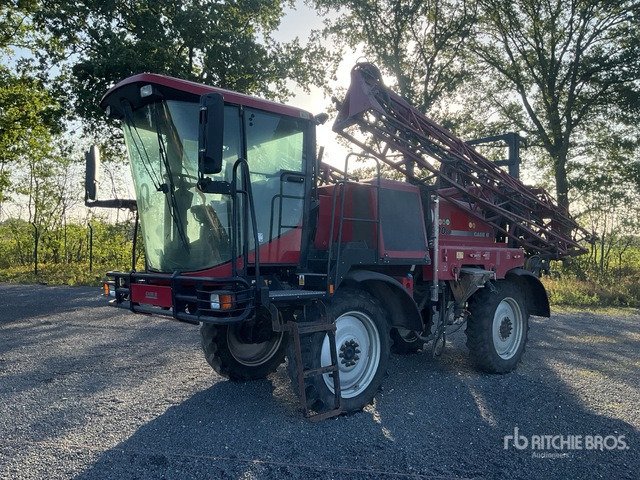 2002 Case IH GEM 3000 SP 24 m 4x4 High Clearance Self-Propelled Sprayer - Pulvé automoteur: photos 2 2002 Case IH GEM 3000 SP 24 m 4x4 High Clearance Self-Propelled Sprayer - Pulvé automoteur: photos 2