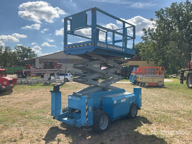 2007 Genie GS2668RT 4x4 Diesel Scissor Lift - Nacelle ciseaux: photos 4 2007 Genie GS2668RT 4x4 Diesel Scissor Lift - Nacelle ciseaux: photos 4