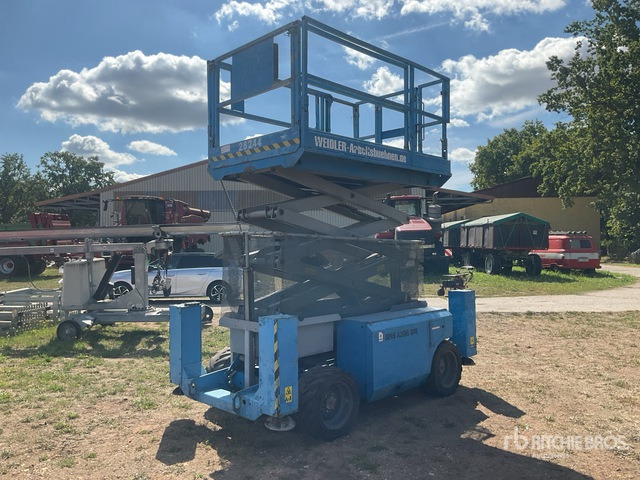 2007 Genie GS2668RT 4x4 Diesel Scissor Lift - Nacelle ciseaux: photos 4 2007 Genie GS2668RT 4x4 Diesel Scissor Lift - Nacelle ciseaux: photos 4