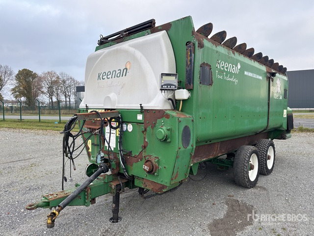 2009 Keenan Mech Fiber 360 Feed Grinder - Mélangeuse: photos 2 2009 Keenan Mech Fiber 360 Feed Grinder - Mélangeuse: photos 2