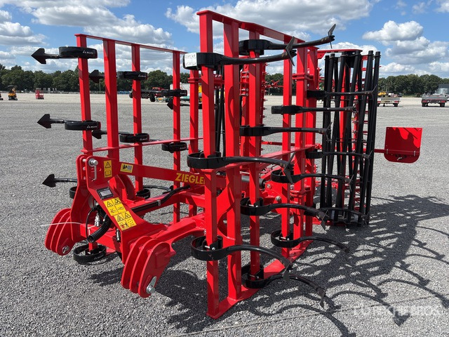 2025 Ziegler Combi Expert 4001 (Unused) Cultivator - Bineuse: photos 2 2025 Ziegler Combi Expert 4001 (Unused) Cultivator - Bineuse: photos 2