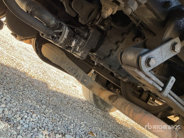 1999 Renault 250.18 1999 Palfinger PK12080 6360 kg ... Flatbed Truck with Crane - Camion plateau, Camion grue: photos 5 1999 Renault 250.18 1999 Palfinger PK12080 6360 kg ... Flatbed Truck with Crane - Camion plateau, Camion grue: photos 5