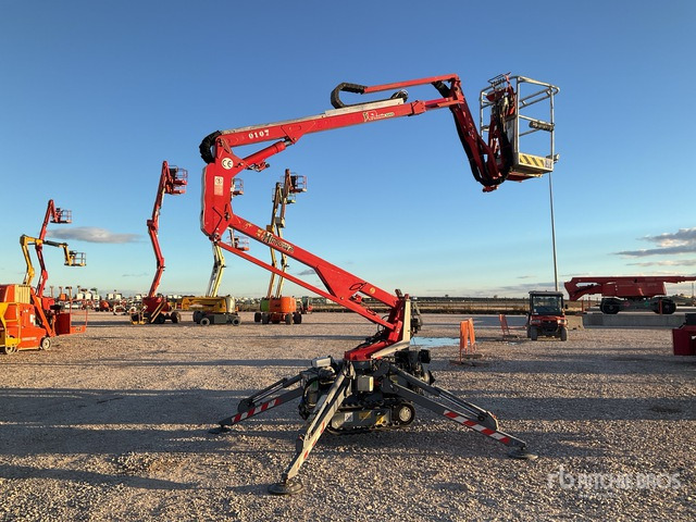 2001 Oil & Steel PICCHIO1265 Crawler Articulating Boom Lift - Nacelle articulée: photos 1 2001 Oil & Steel PICCHIO1265 Crawler Articulating Boom Lift - Nacelle articulée: photos 1